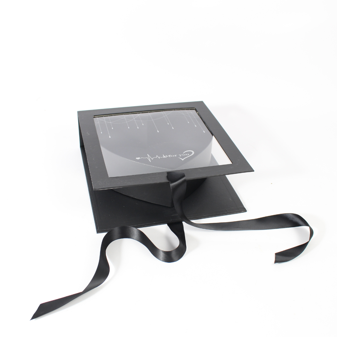 Heartfelt Elegance – Empty Heart-Shaped Flower Box for Valentine’s Day