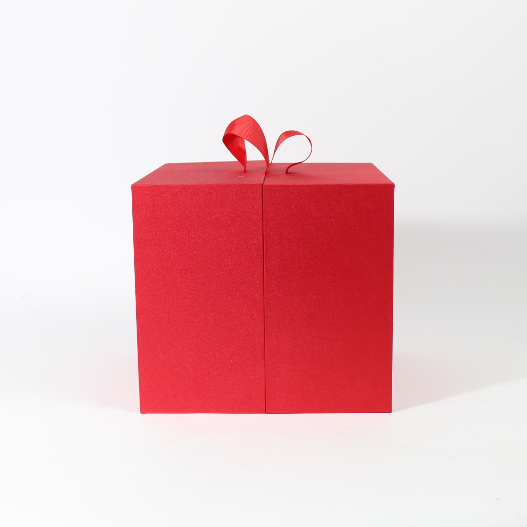 Do What You Love – Premium Black Square Box with Heart-Shaped Container
