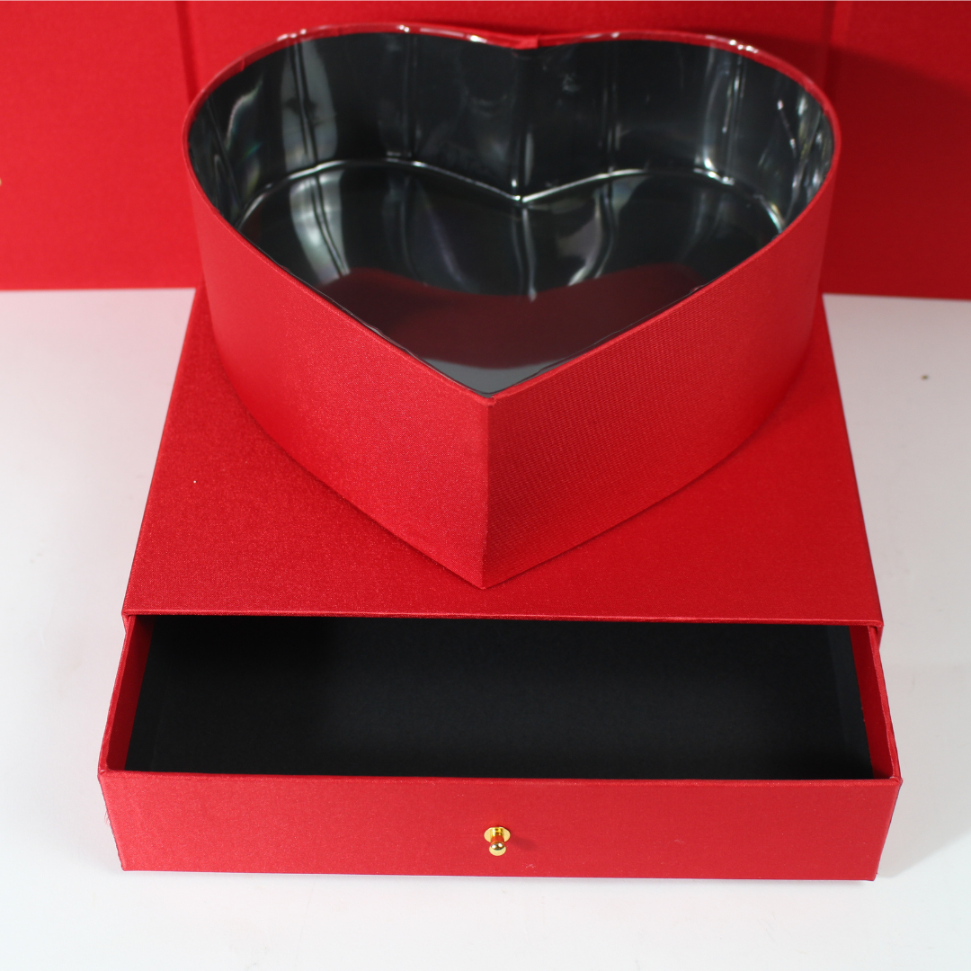 Do What You Love – Premium Black Square Box with Heart-Shaped Container