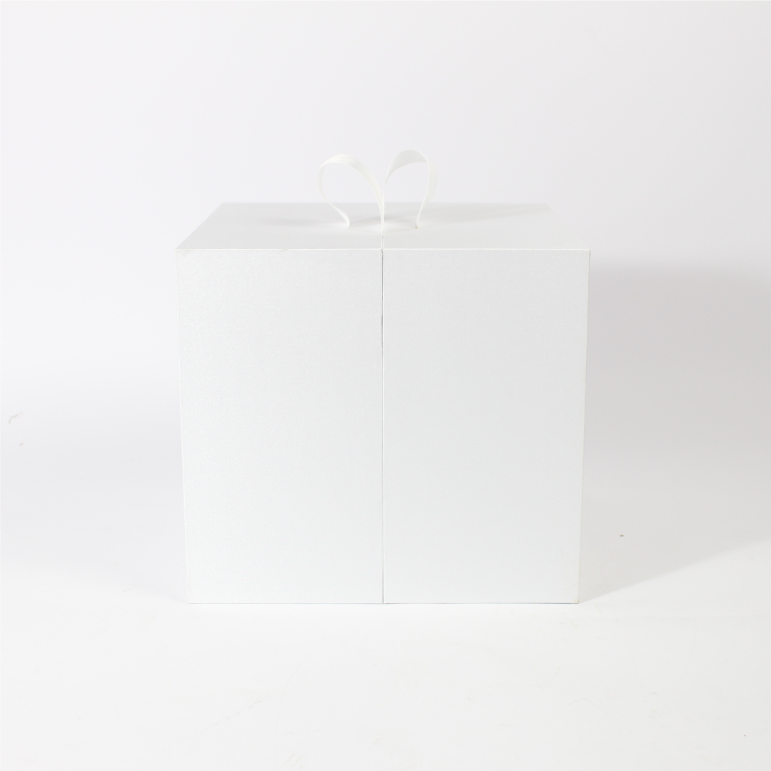 Do What You Love – Premium Black Square Box with Heart-Shaped Container