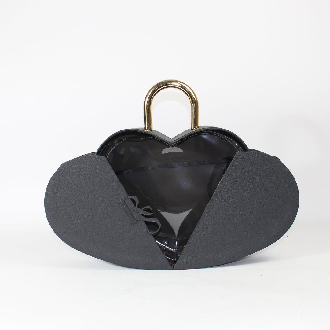 Heart-Shaped Bouquet Box – Luxury Special Texture Valentine’s Day Lock Box