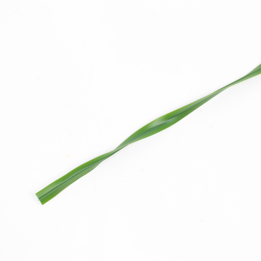 Artificial Pandan Leaves Bundle 50pcs | Tropical Decorative Foliage