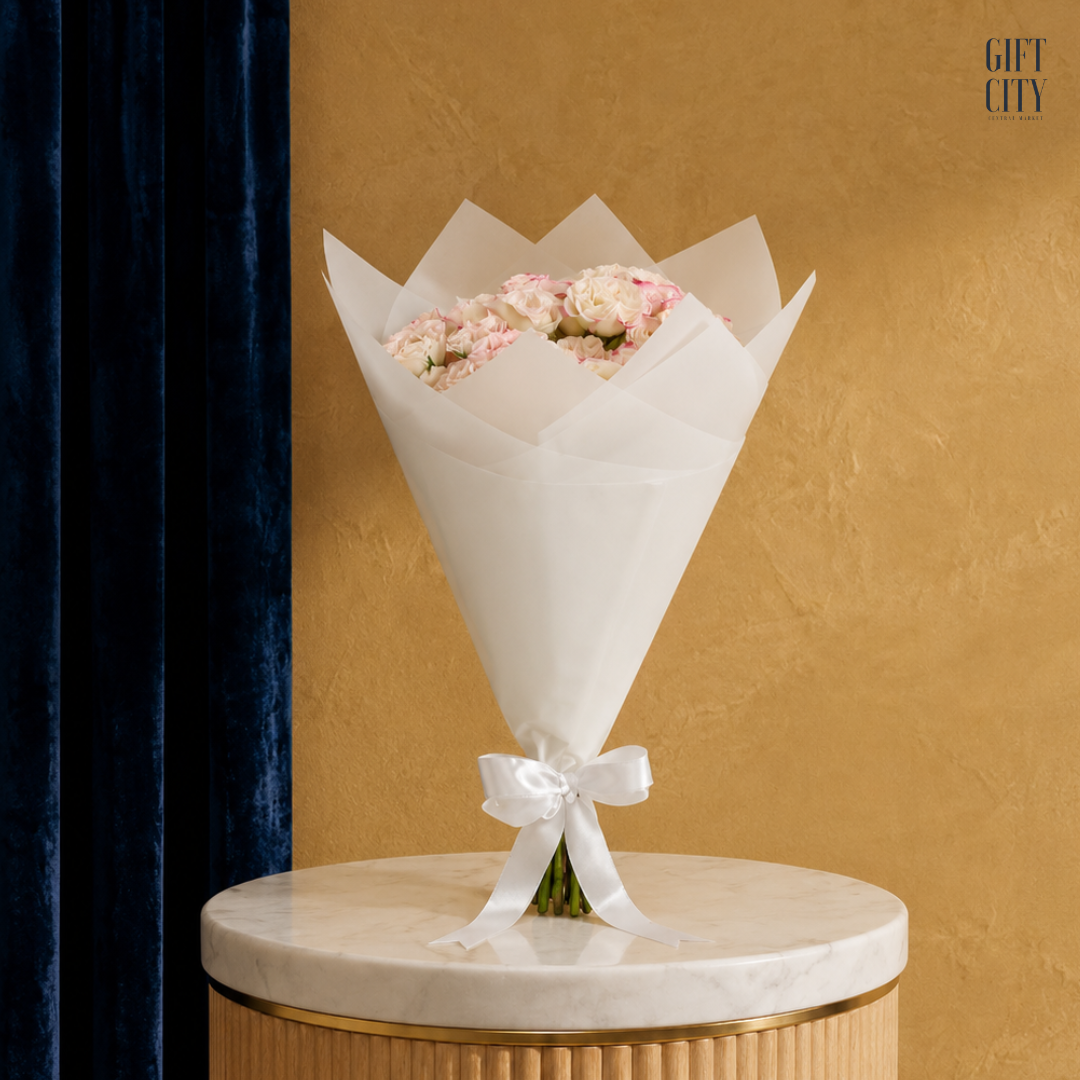 Classic 12-Piece Rose Hand Bouquet | Elegant Floral Gift
