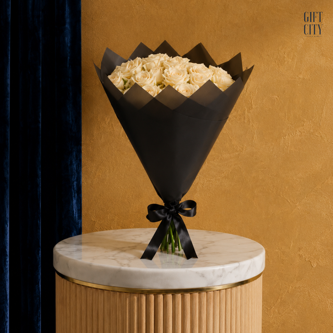 Classic 12-Piece Rose Hand Bouquet | Elegant Floral Gift