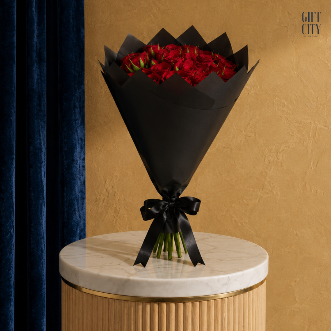 Classic 12-Piece Rose Hand Bouquet | Elegant Floral Gift