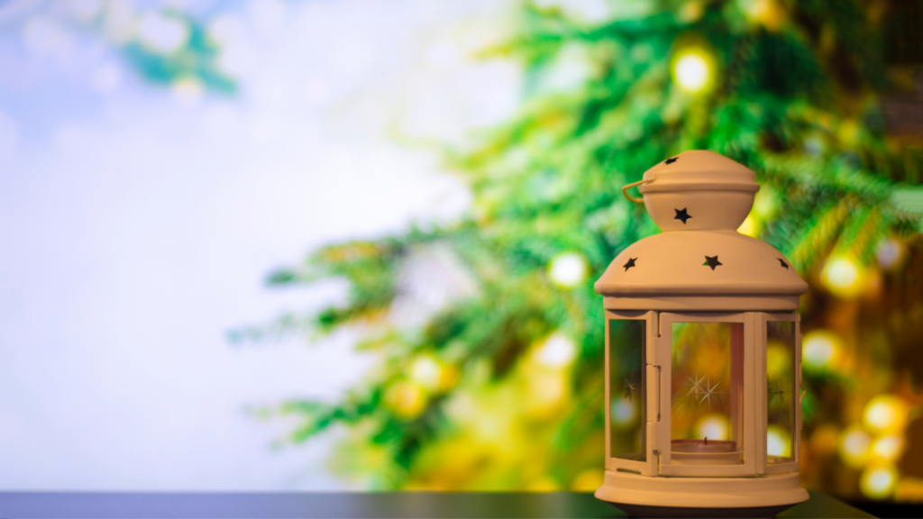a decorative lantern used in ramadan 