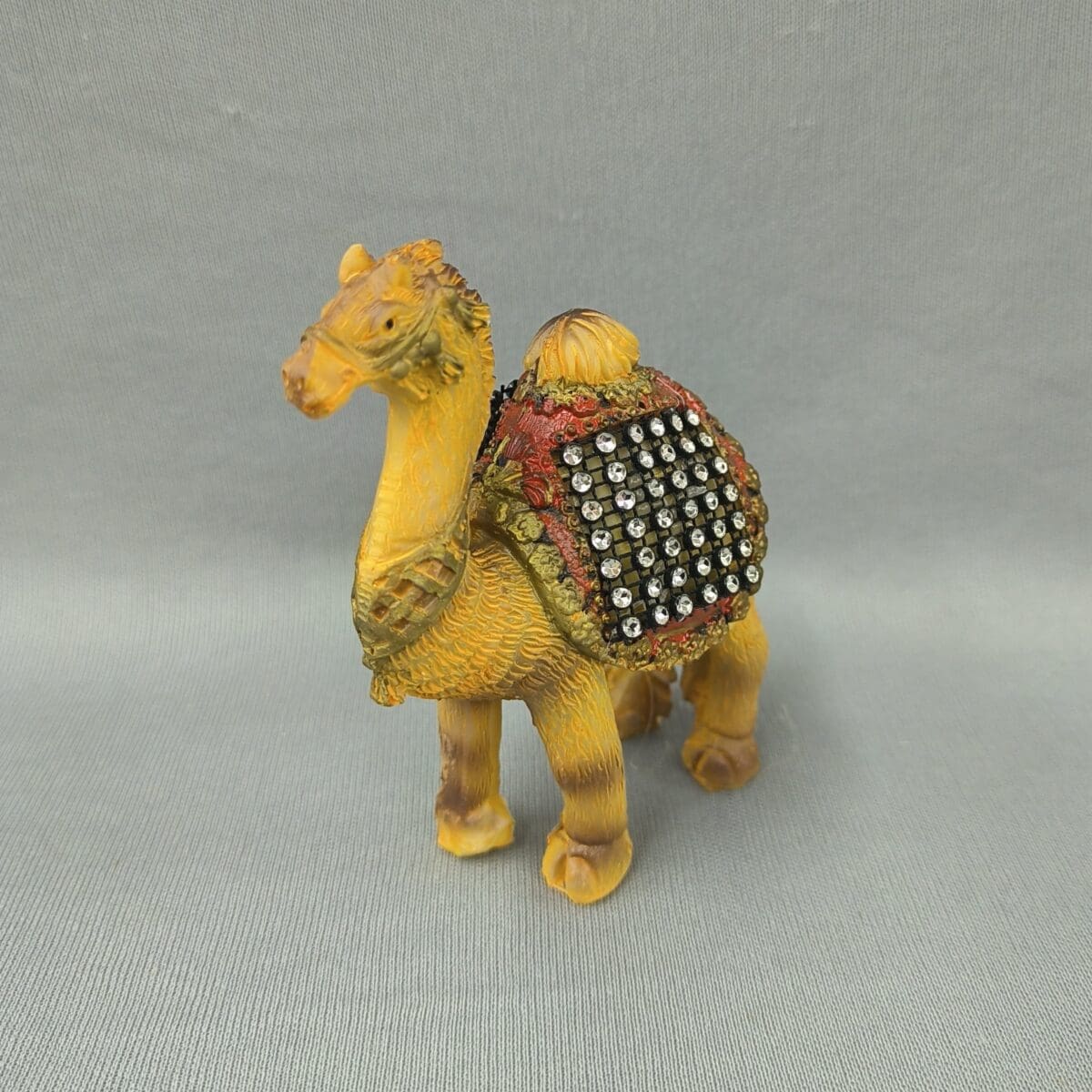 Decorative Camel Figurine with Jeweled Saddle Hand-Painted Camel Figurine Jeweled Camel Decor Decorative camel figurine Jeweled camel statue Hand-painted camel decor