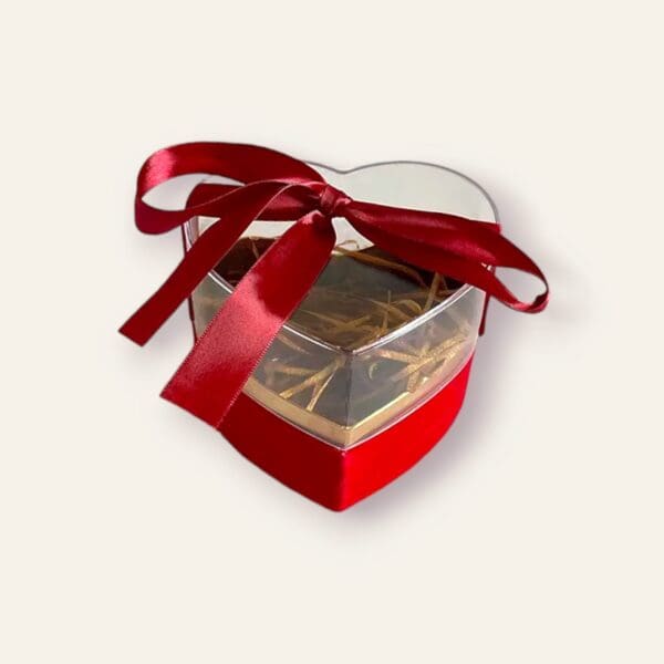 acrylic heart box, transparent heart-shaped box, acrylic gift box with ribbon, elegant gift packaging
