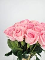 Elegant Pink Rose Bouquet - Image 3