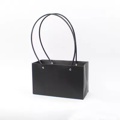 waterproof paper bag with handle, kraft paper bag 22x13x10 cm, eco-friendly floral gift bag, reusable waterproof packaging bag, paper flower bouquet bag